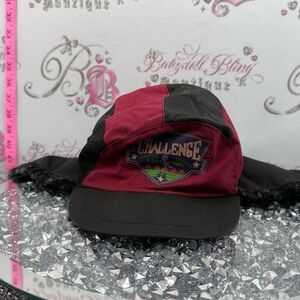 HEAD hat Challenge ski & Sun Hat - Burgundy and Black vintage flapper hat